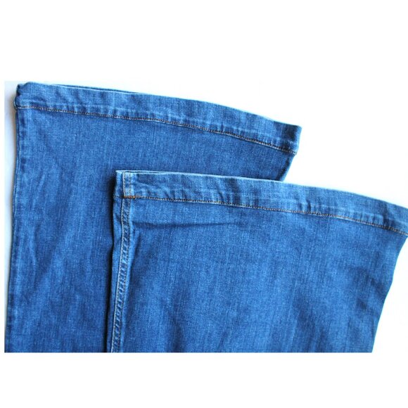 Elisabetta Franchi Palazzo Jeans 31" / Size 27 / Blue Button High Rise Wide Leg - Picture 10 of 11